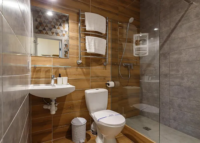 кайзер у львові Hotel 2*